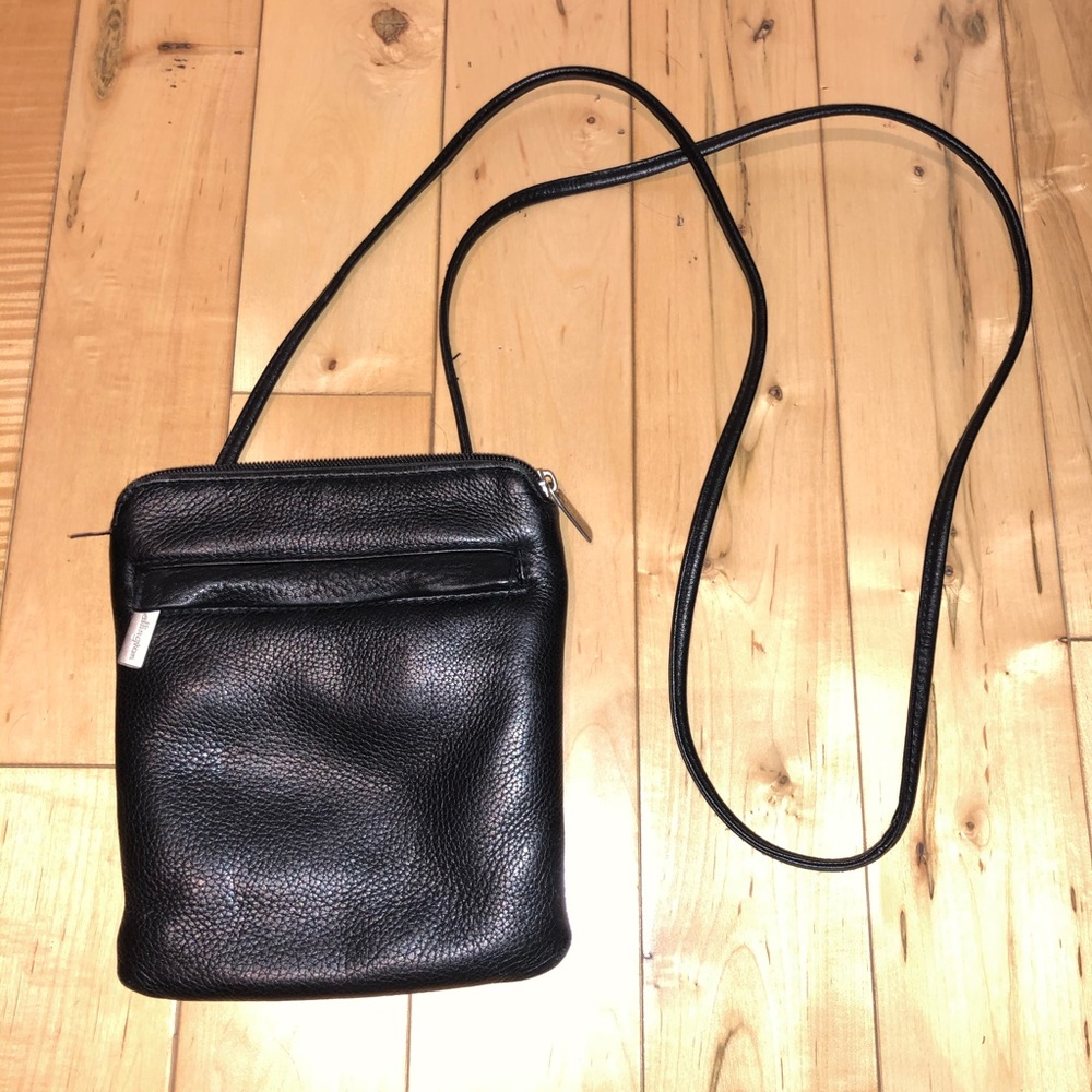 ellington small crossbody